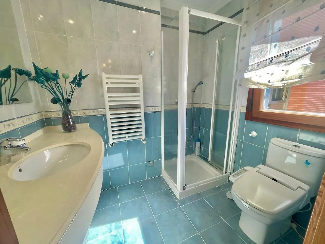 Appartement Katorse , 2 Dormitorios , 2 Banos Y Ascensor Bermeo